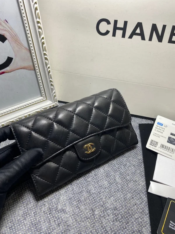 Whimsy Finds - Chanel Wallets - 589