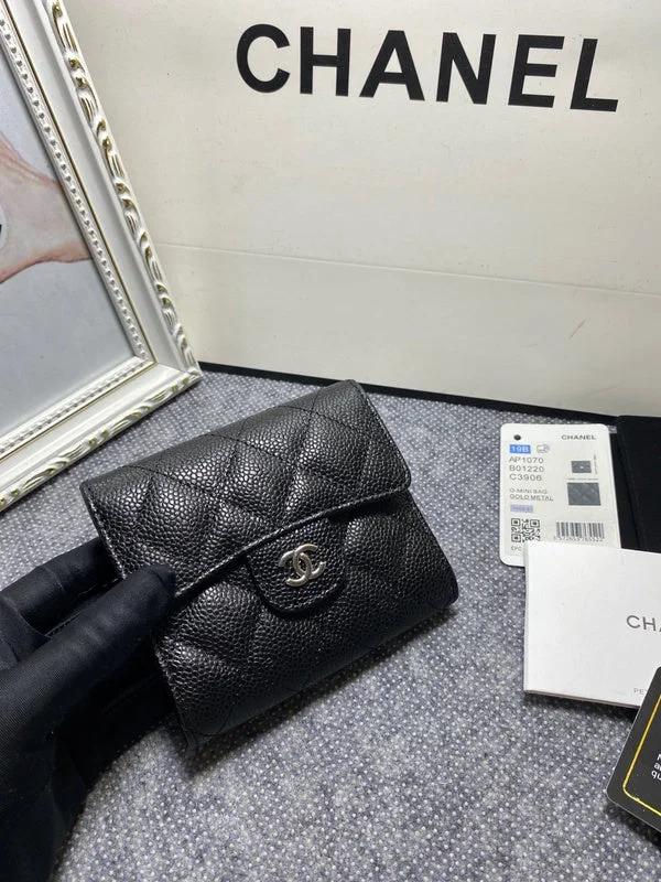 Whimsy Finds - Chanel Wallets - 584